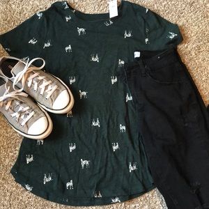 NWT! Women’s green old navy comfy tee